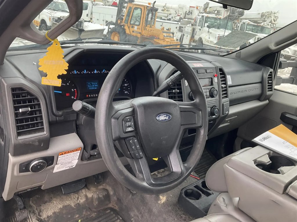2017 Ford F-450 Super Duty - $34,995