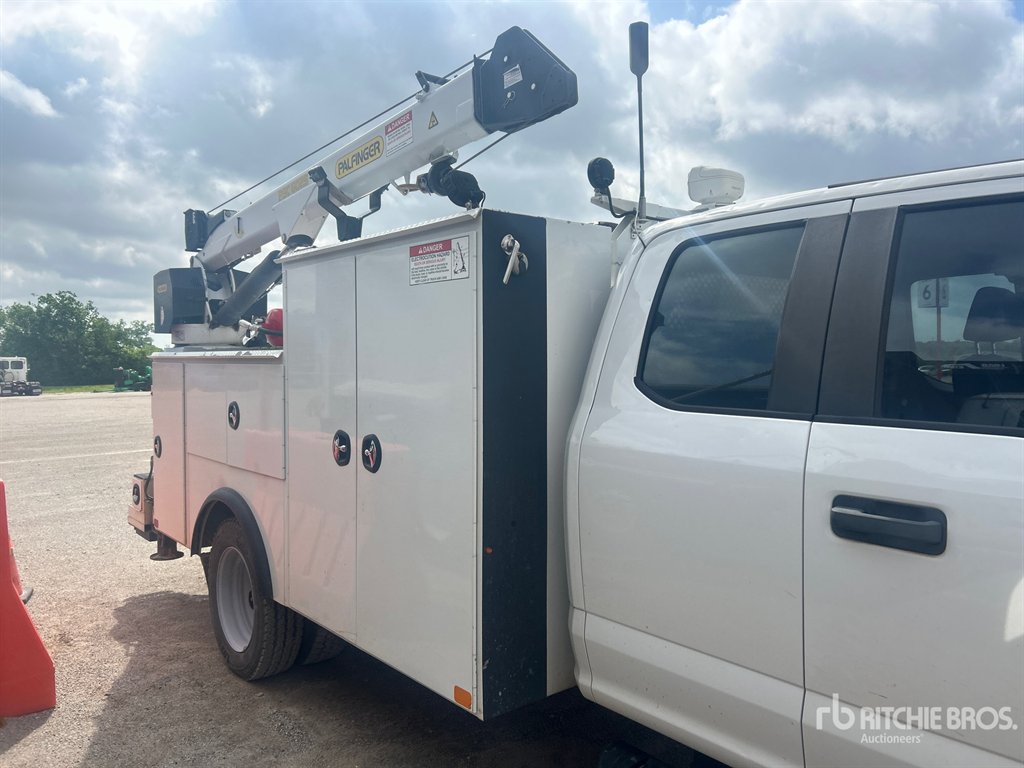 2018 Ford F-550 - $69,995