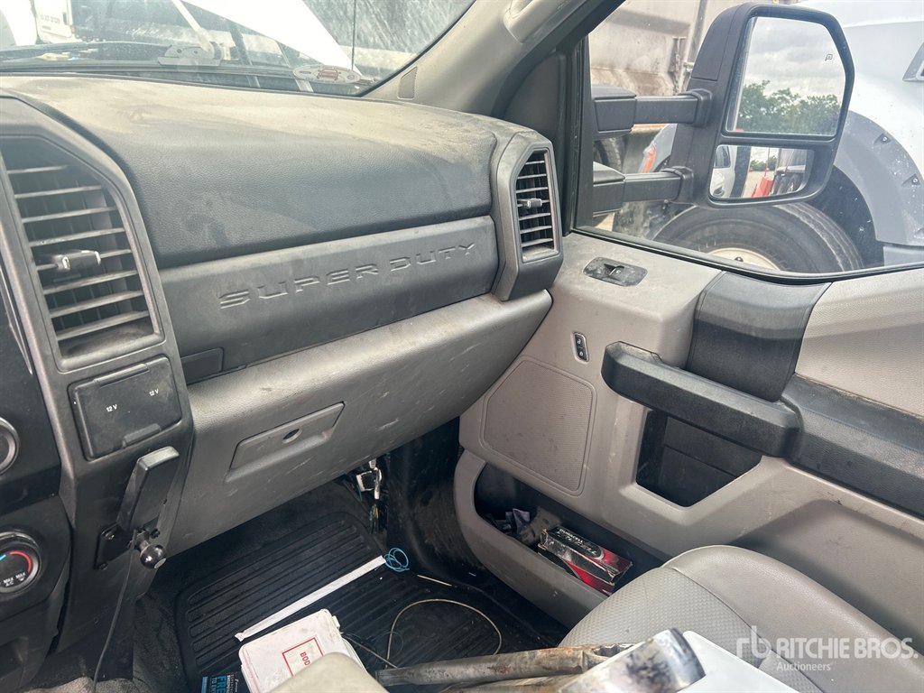 2018 Ford F-550 - $69,995