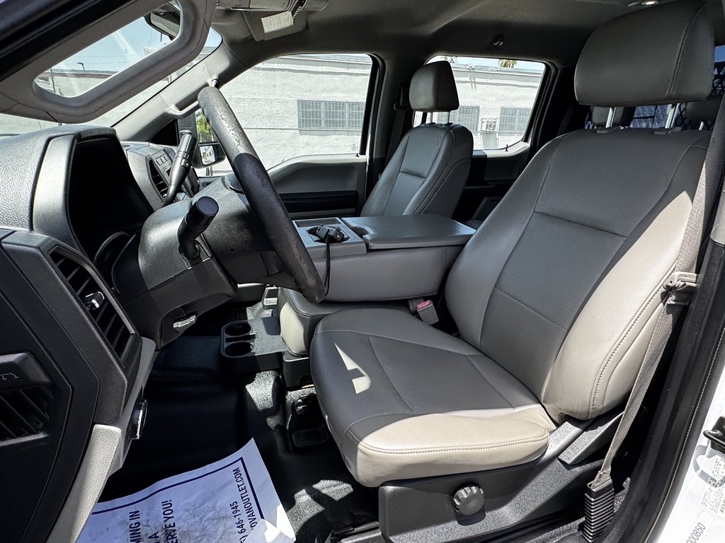 2018 Ford F-250 - $28,995