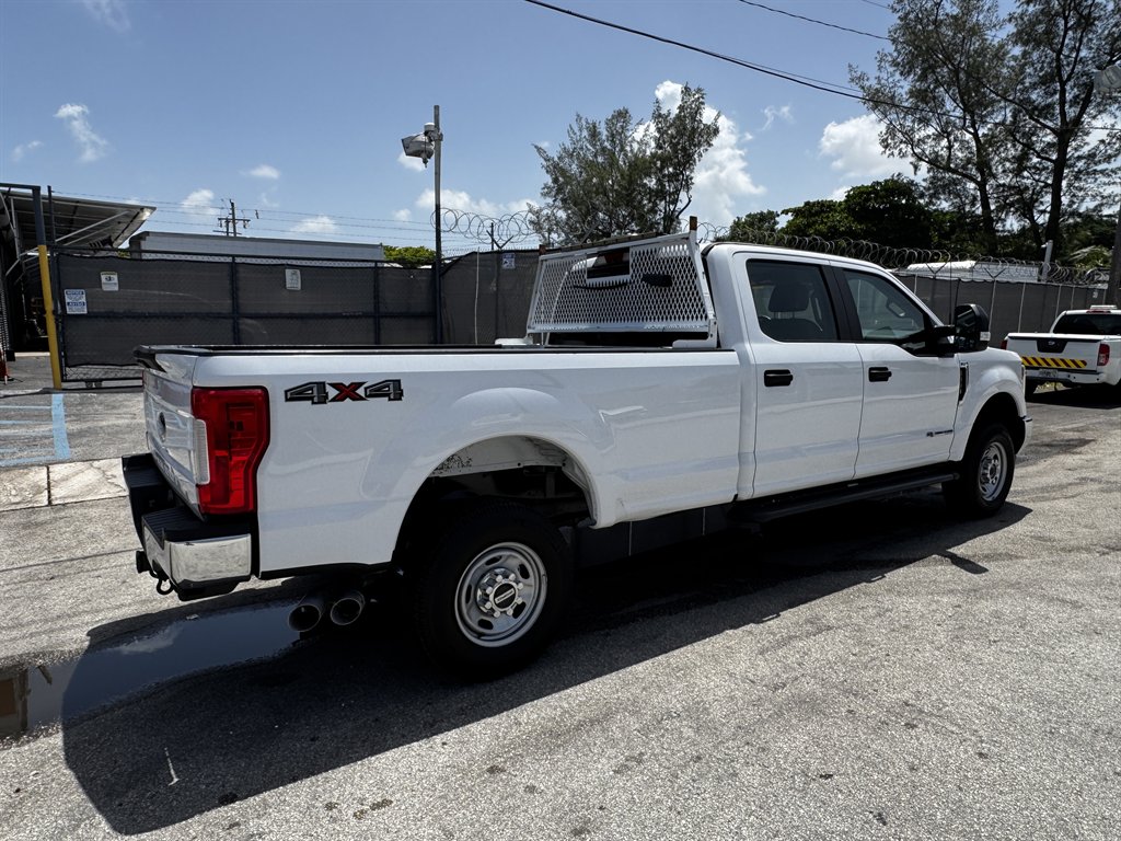 2018 Ford F-250 - $28,995