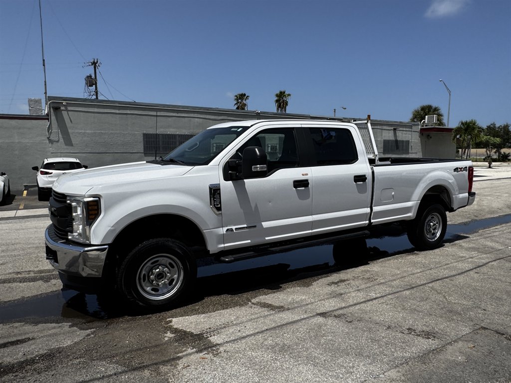 2018 Ford F-250 - $28,995
