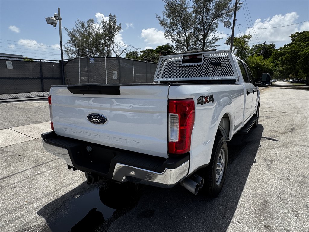2018 Ford F-250 - $28,995