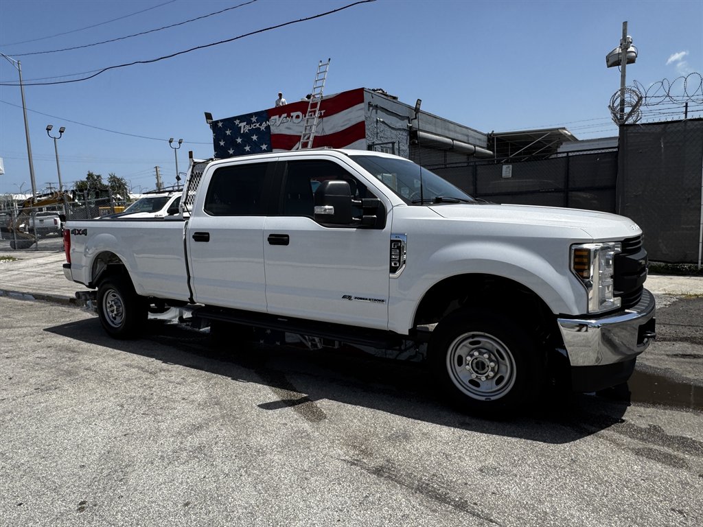 2018 Ford F-250 - $28,995
