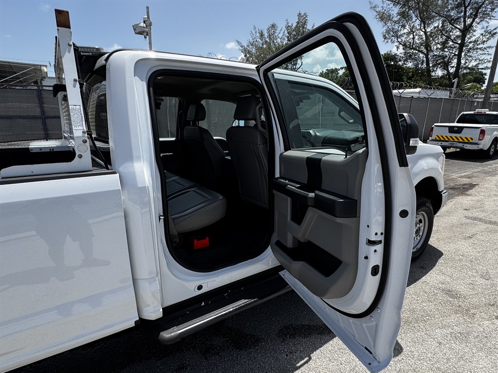 2018 Ford F-250 - $28,995