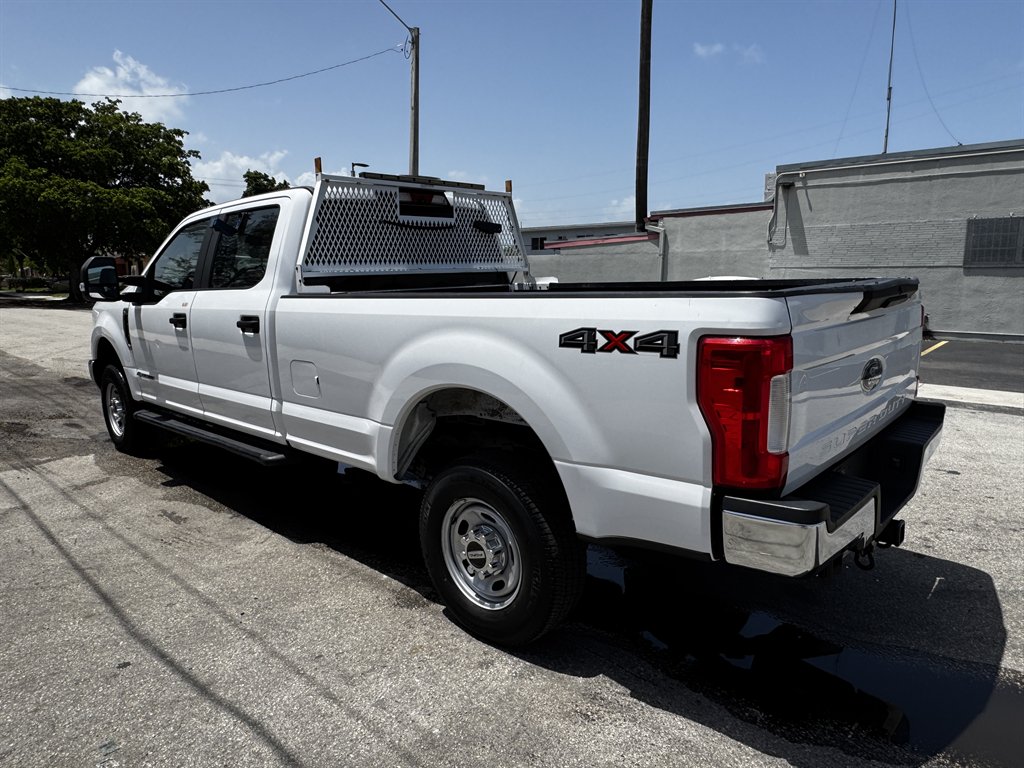 2018 Ford F-250 - $28,995