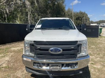 2018 Ford F-250 - $28,995
