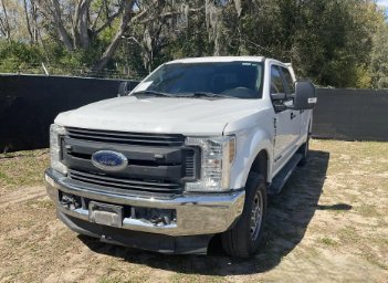 2018 Ford F-250 - $28,995