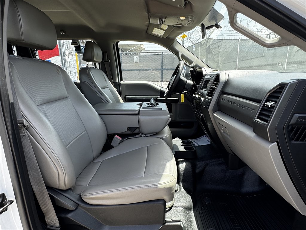 2018 Ford F-250 - $28,995