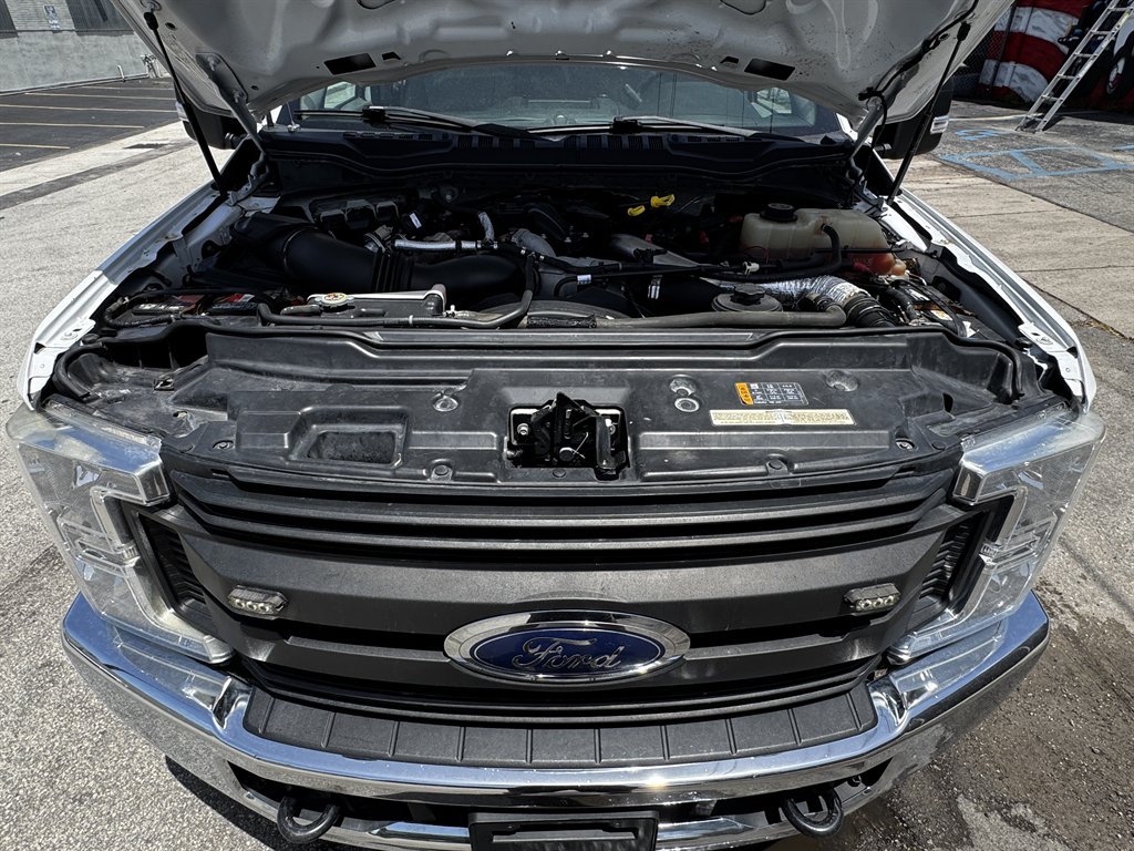2018 Ford F-250 - $28,995