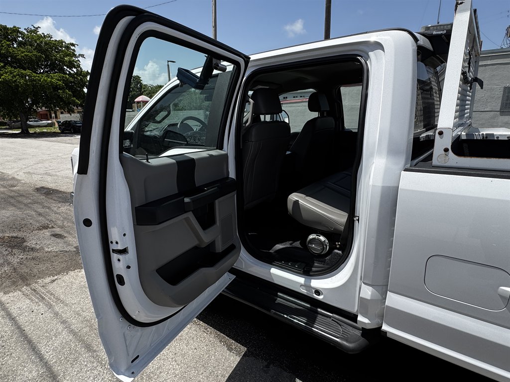 2018 Ford F-250 - $28,995
