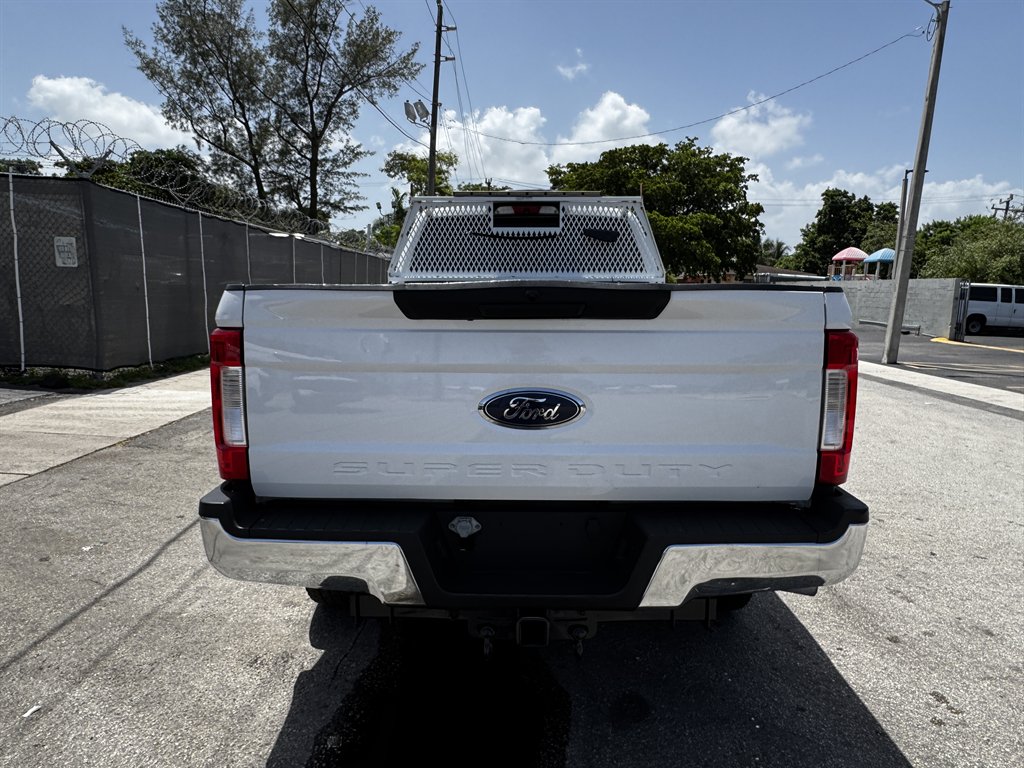 2018 Ford F-250 - $28,995