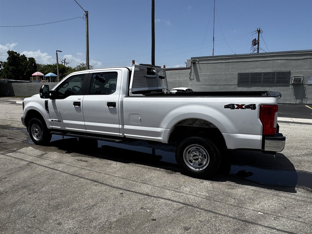 2018 Ford F-250 - $28,995