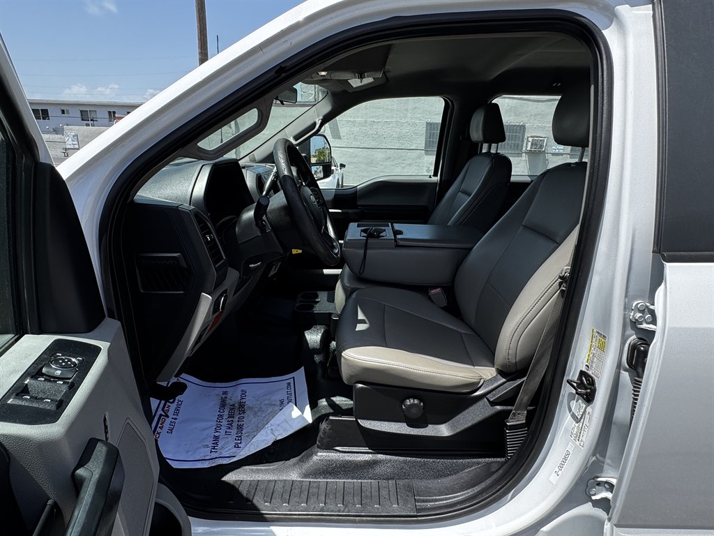 2018 Ford F-250 - $28,995