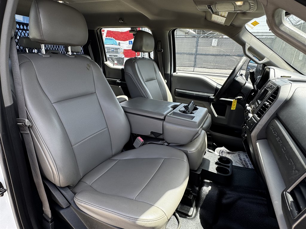 2018 Ford F-250 - $28,995