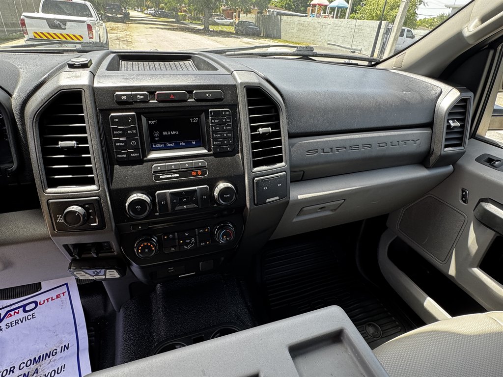 2018 Ford F-250 - $28,995