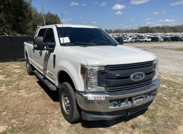 2018 Ford F-250 - $28,995