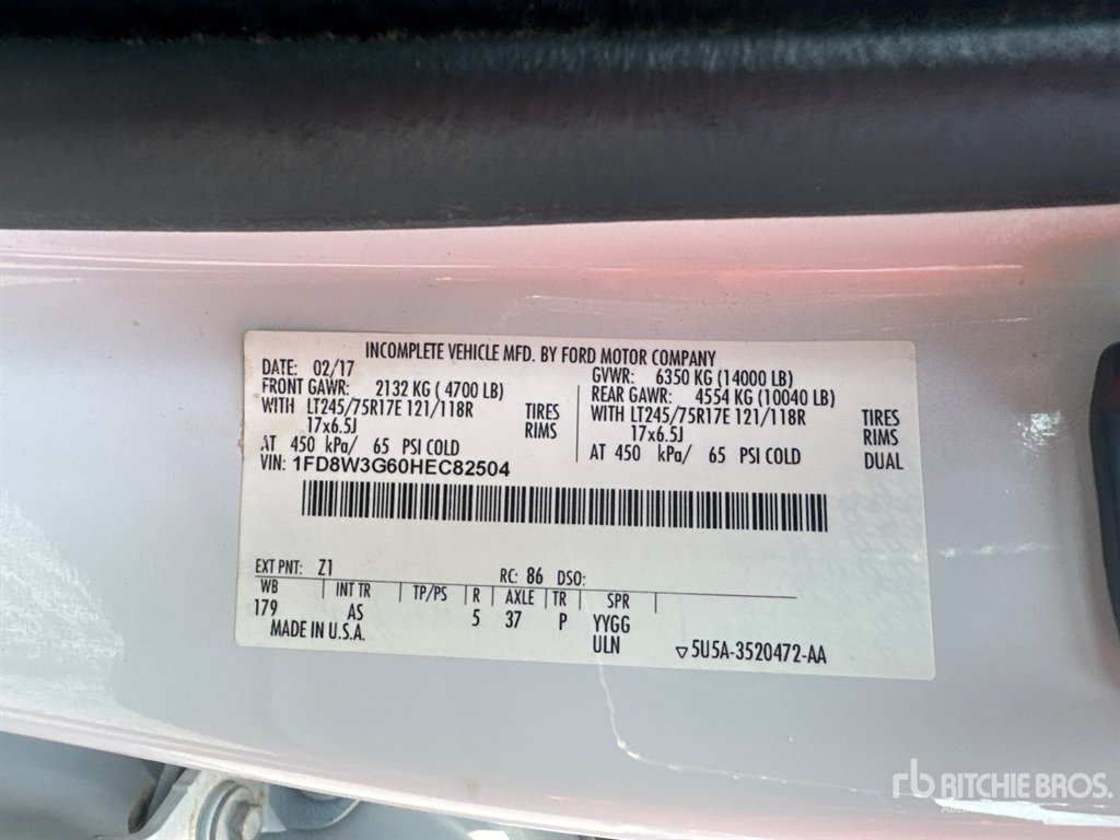 2017 Ford F350 - $27,995