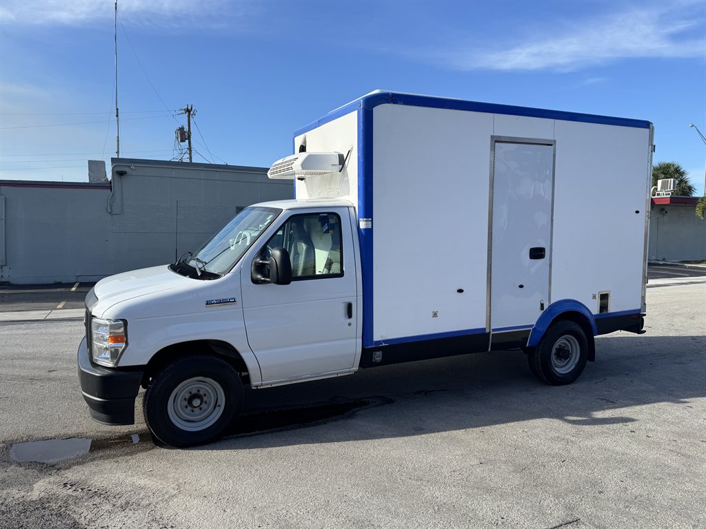 2024 Ford E350 - $26,995