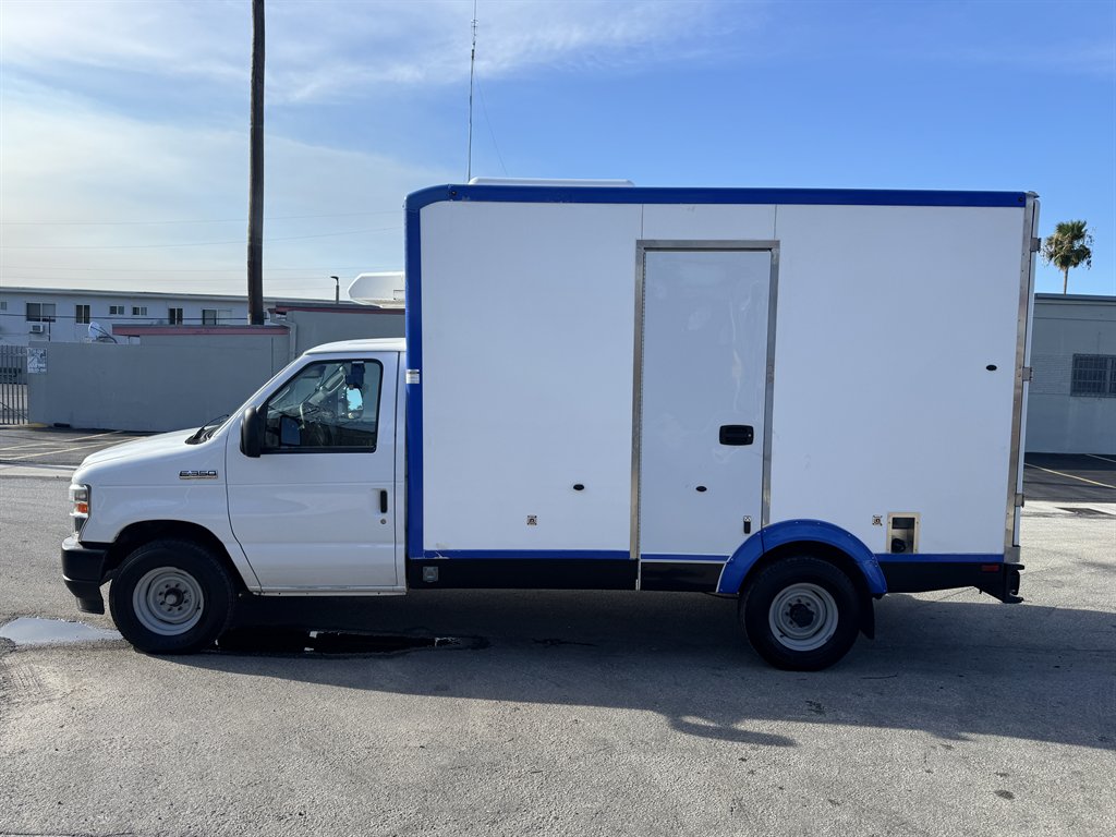 2024 Ford E350 - $26,995