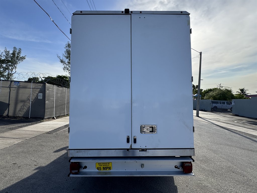 2024 Ford E350 - $26,995