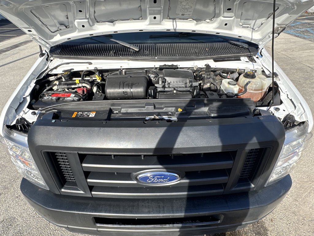 2024 Ford E350 - $26,995