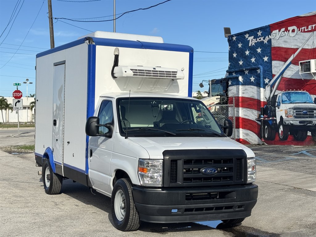2024 Ford E350 - $26,995
