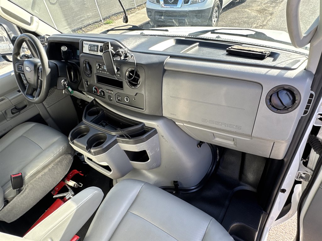 2024 Ford E350 - $26,995