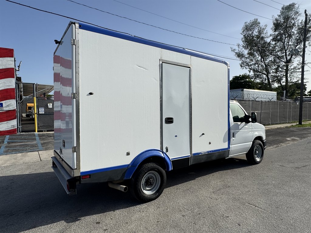 2024 Ford E350 - $26,995