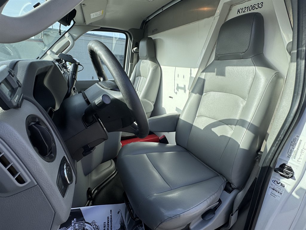 2024 Ford E350 - $26,995