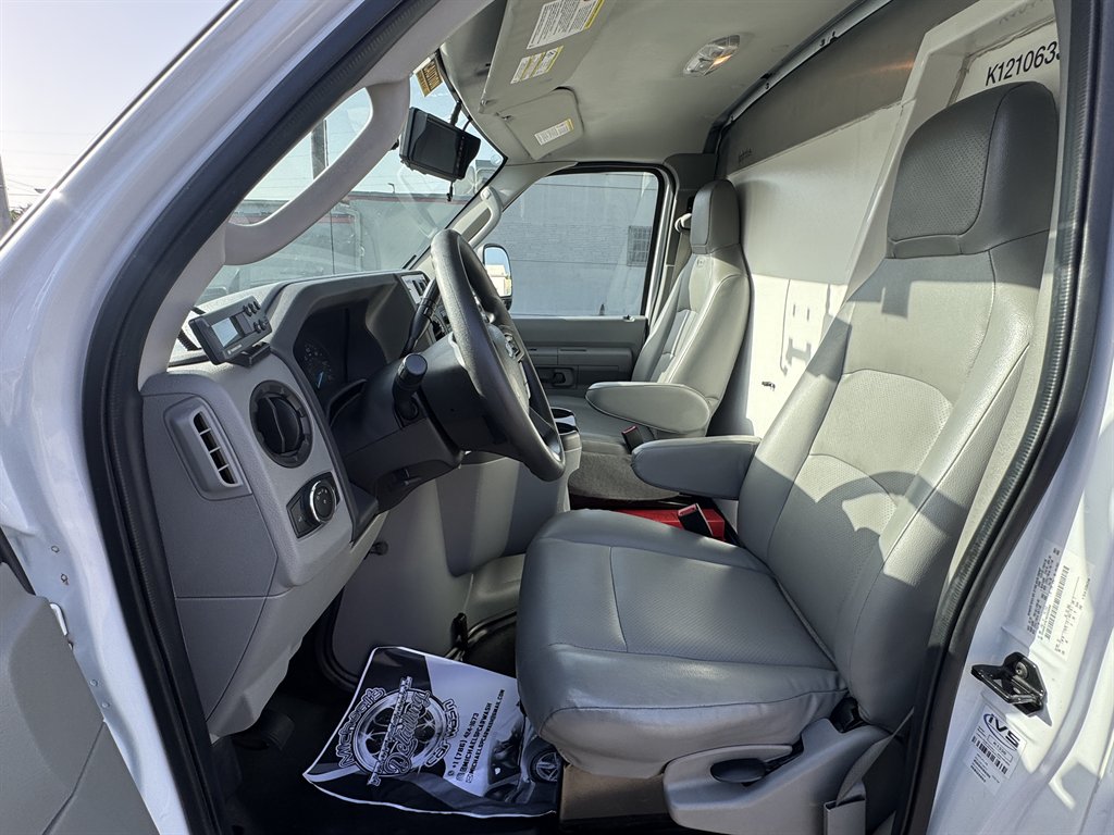 2024 Ford E350 - $26,995