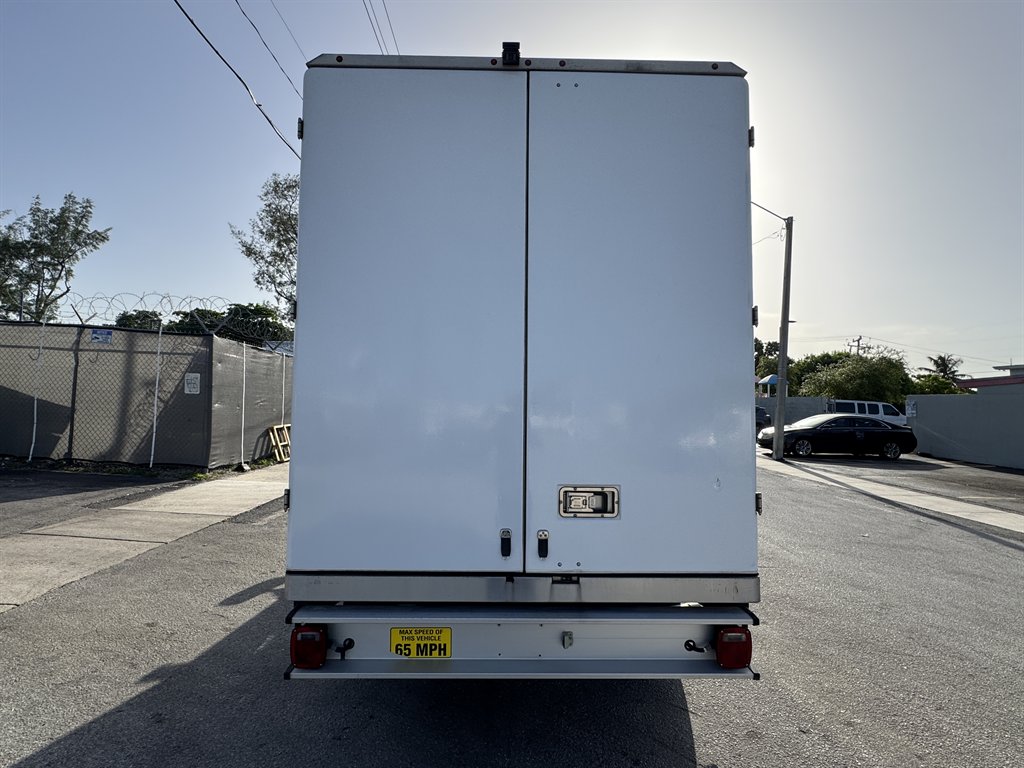 2024 Ford E350 - $26,995