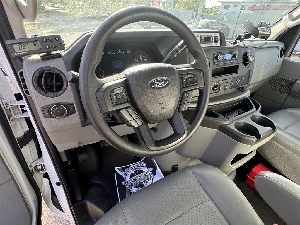 2024 Ford E350 - $26,995