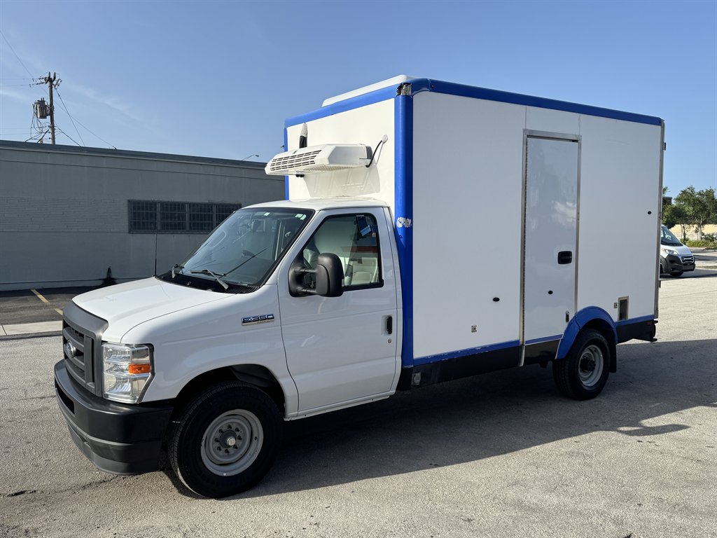 2024 Ford E350 - $26,995