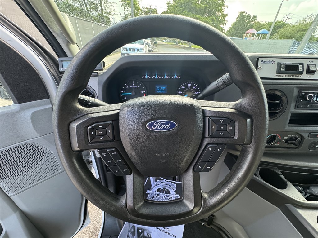 2024 Ford E350 - $25,995