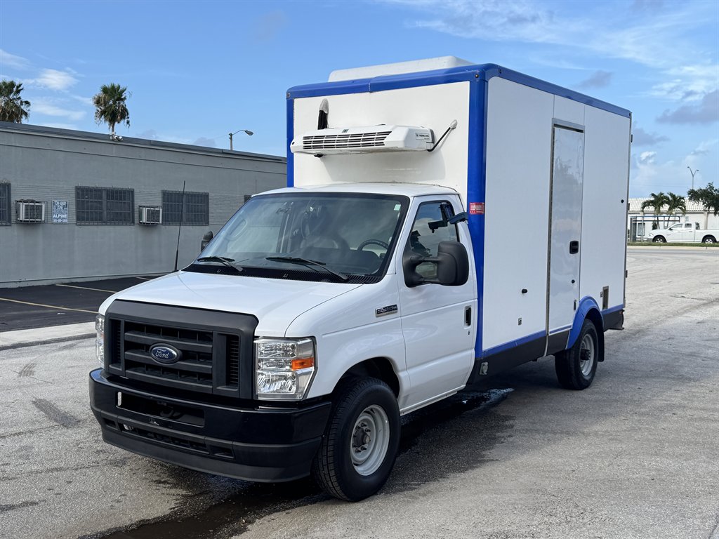 2024 Ford E350 - $25,995
