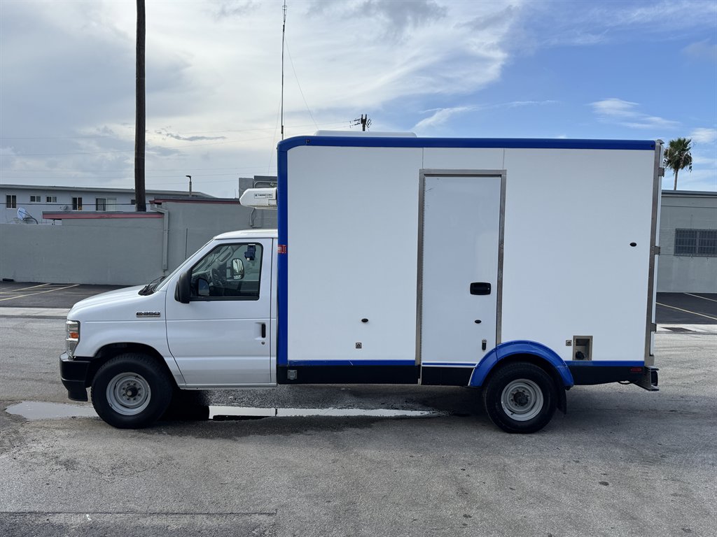 2024 Ford E350 - $25,995