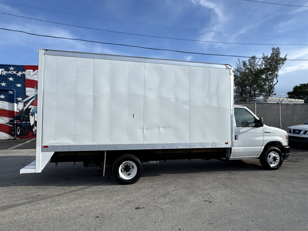 2023 Ford E-450 - $26,995
