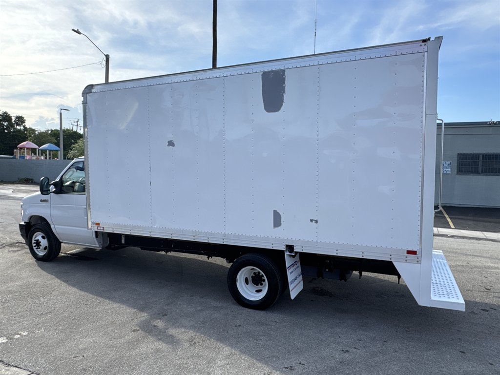 2023 Ford E-450 - $26,995