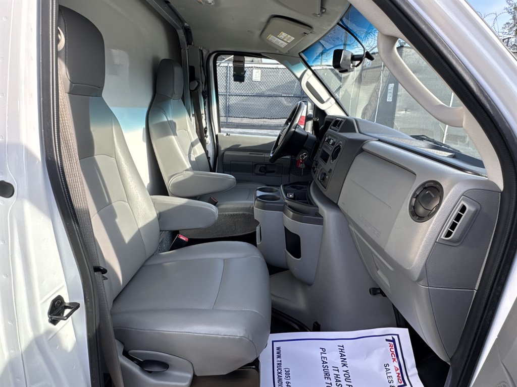 2023 Ford E-450 - $26,995