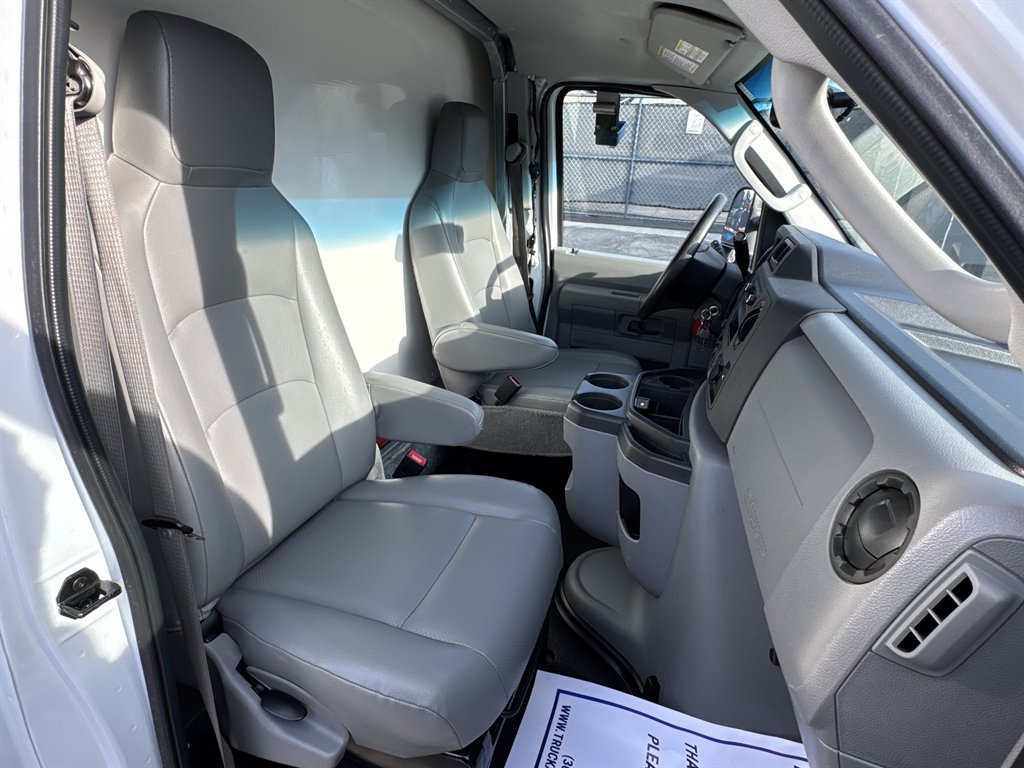 2023 Ford E-450 - $26,995