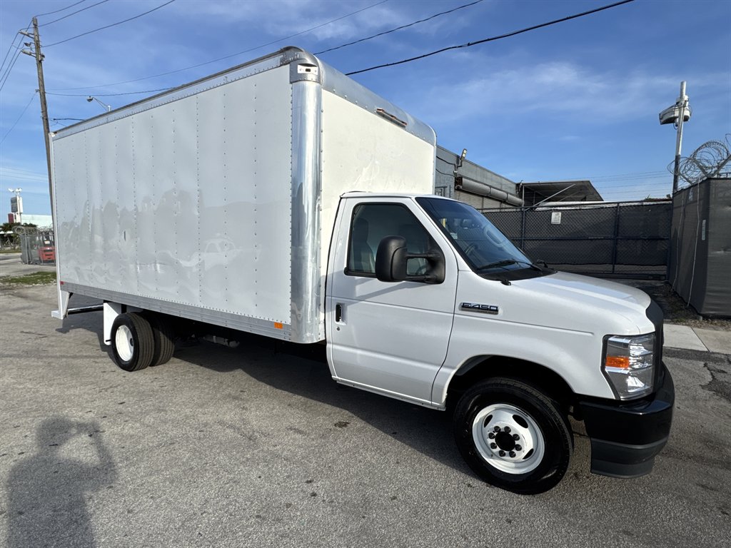 2023 Ford E-450 - $26,995