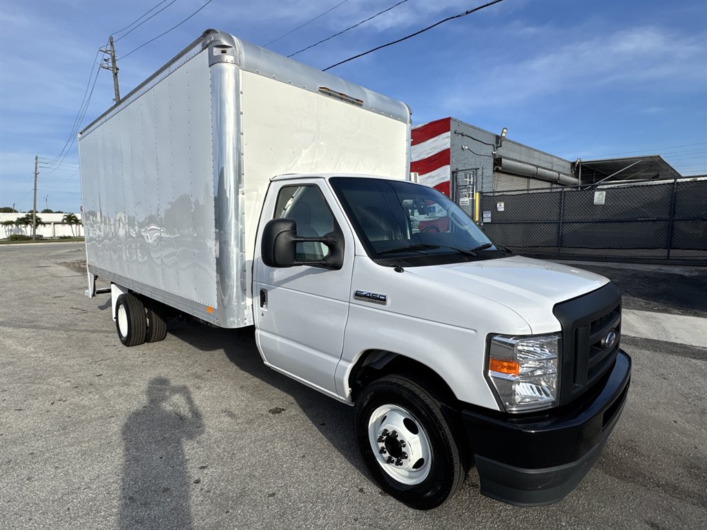 2023 Ford E-450 - $26,995