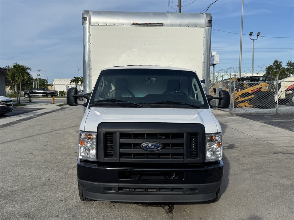2023 Ford E-450 - $26,995