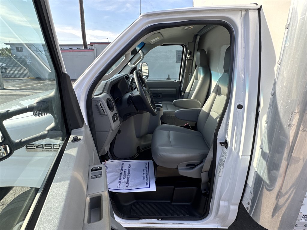 2023 Ford E-450 - $26,995