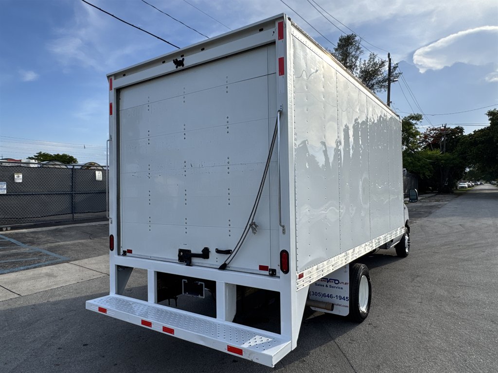 2023 Ford E-450 - $26,995