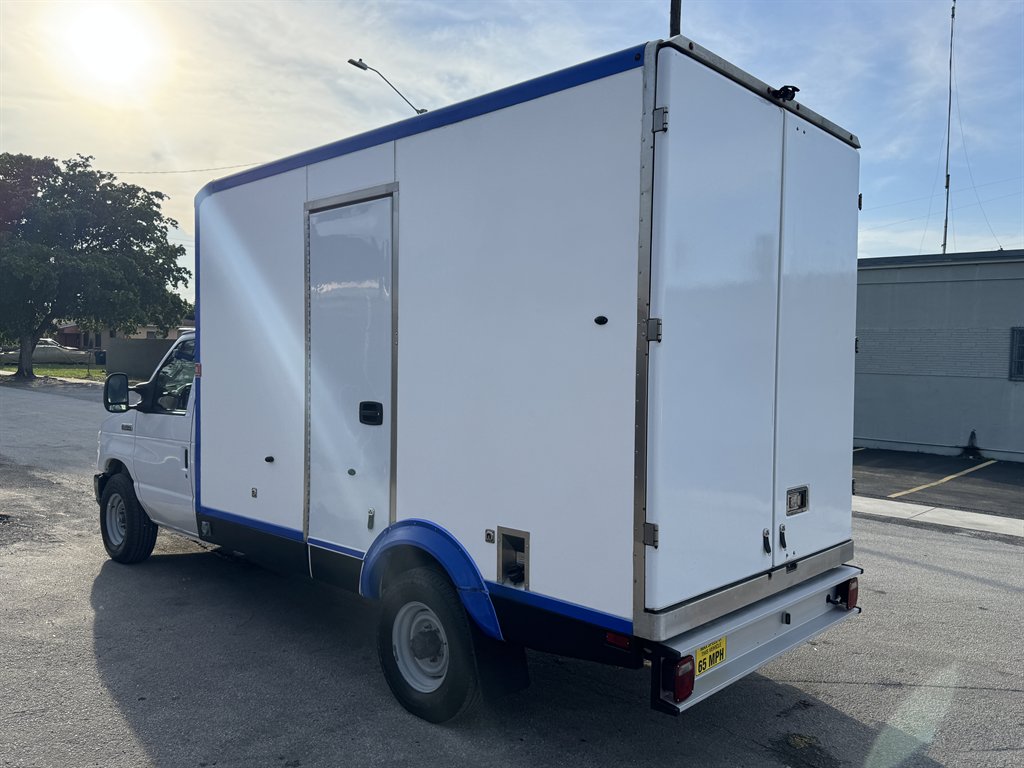 2023 Ford E-350 - $22,995