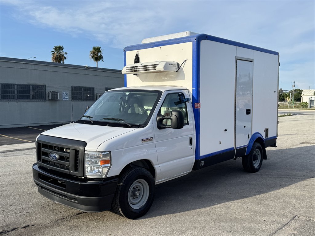 2023 Ford E-350 - $22,995