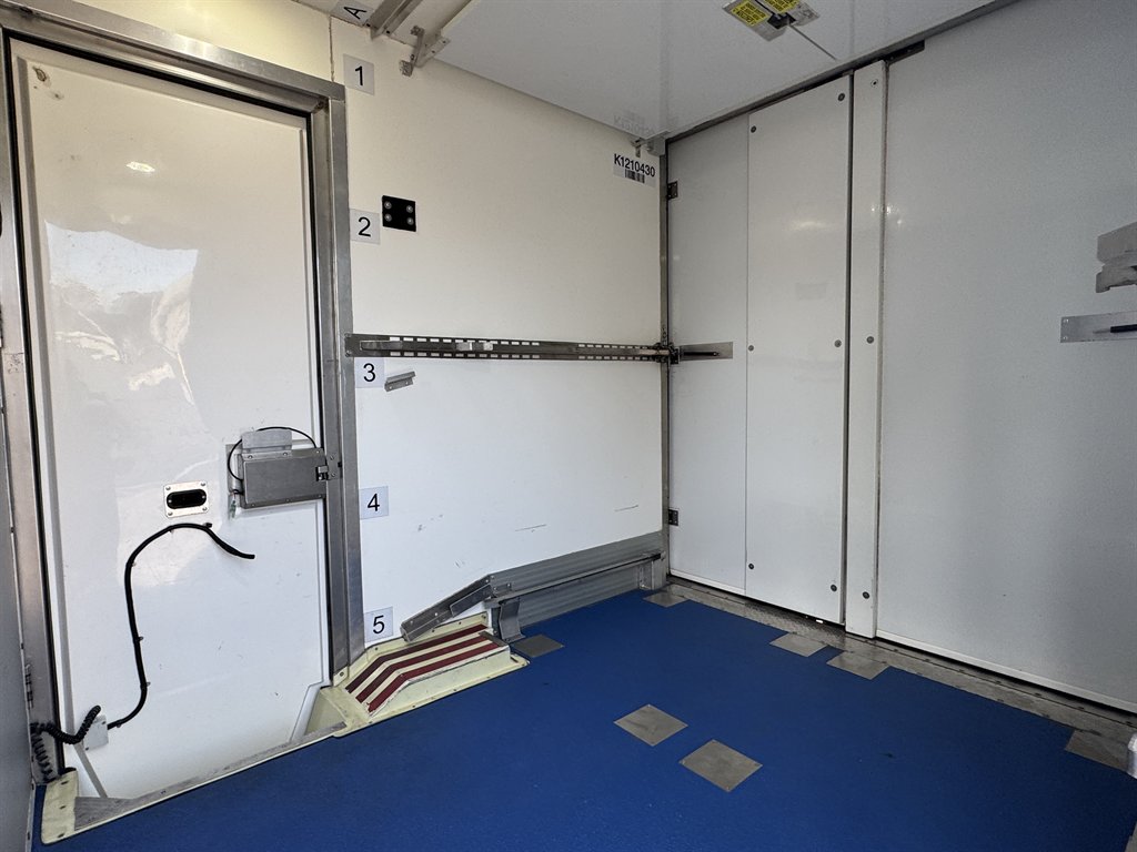 2023 Ford E-350 - $22,995