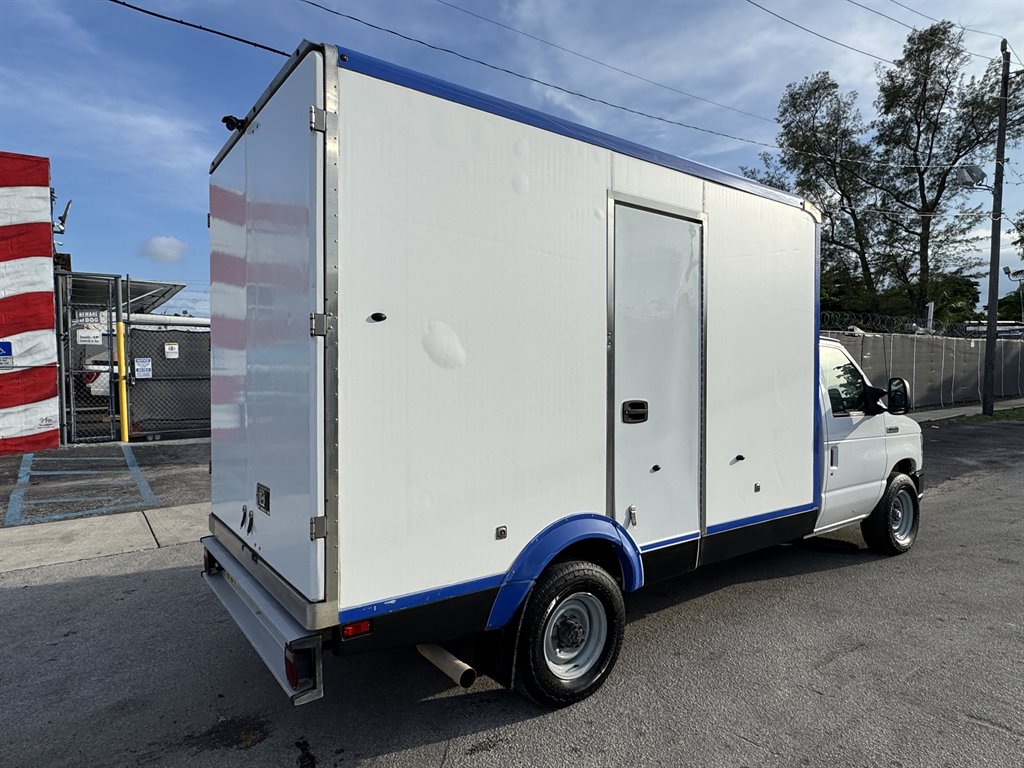 2023 Ford E-350 - $22,995